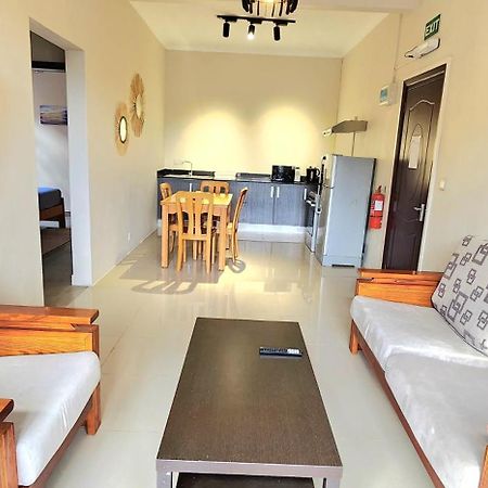 גראנדה באיה Number 7, 2Nd Floor, Pebble Bay Apartments With Garden View מראה חיצוני תמונה