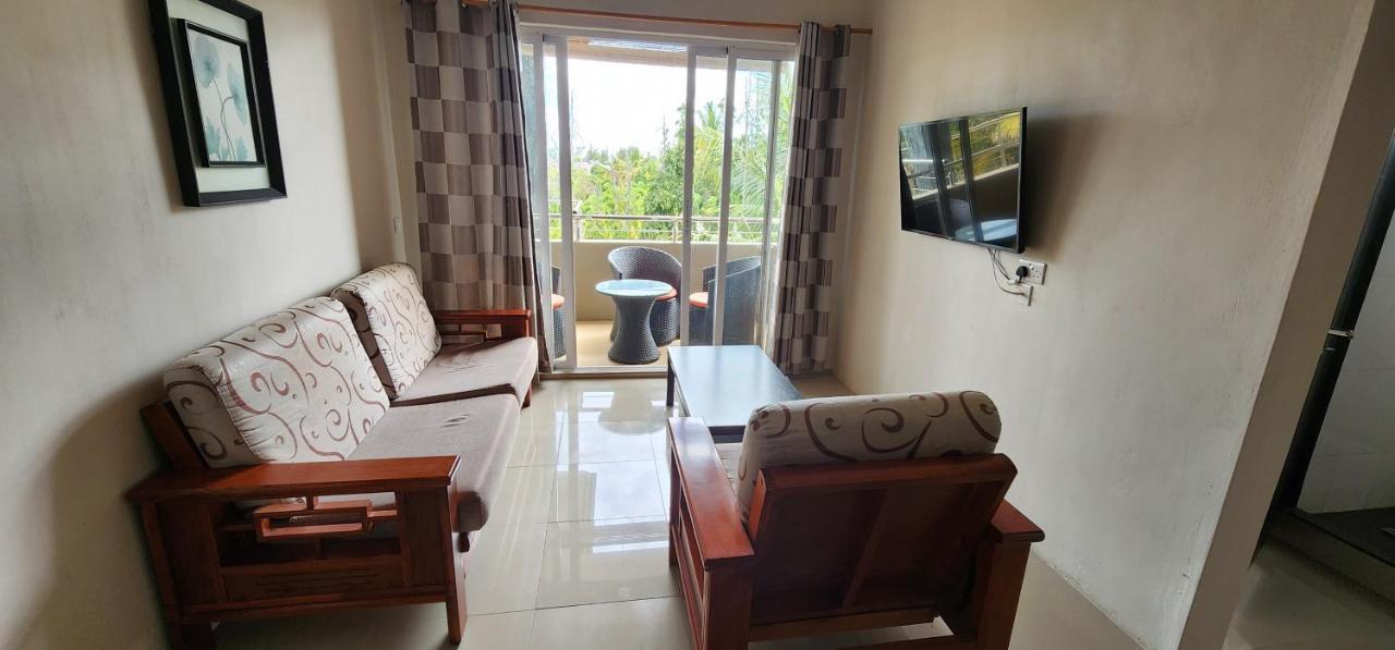 גראנדה באיה Number 7, 2Nd Floor, Pebble Bay Apartments With Garden View מראה חיצוני תמונה