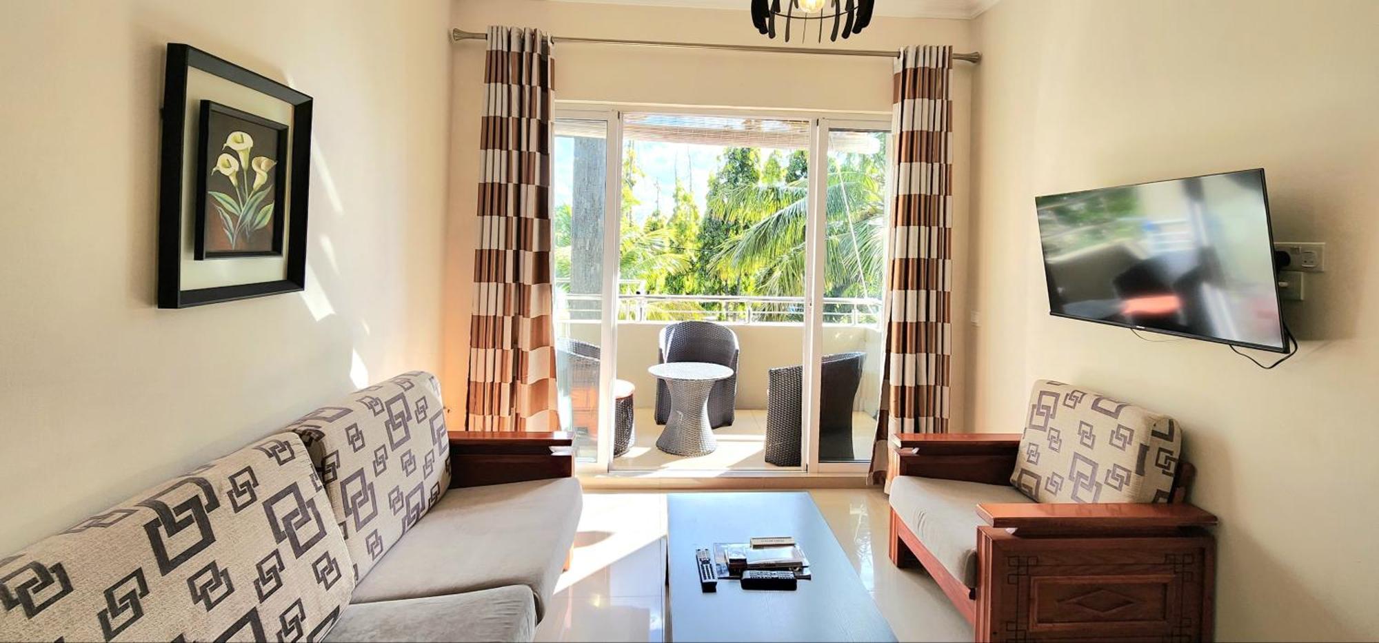 גראנדה באיה Number 7, 2Nd Floor, Pebble Bay Apartments With Garden View מראה חיצוני תמונה